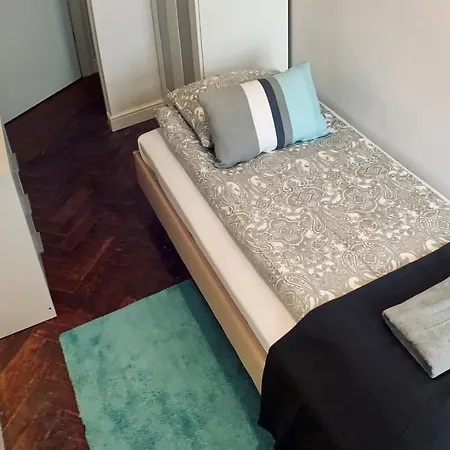Apartment Unique Room Old Town