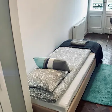 Apartment Unique Room Old Town