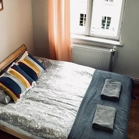 Unique Room Old Town Apartment *