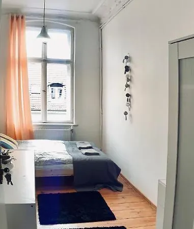 Unique Room Old Town Apartment